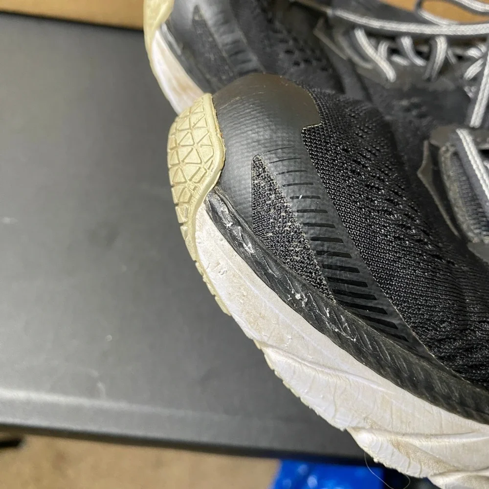 Hoka One One hoka one